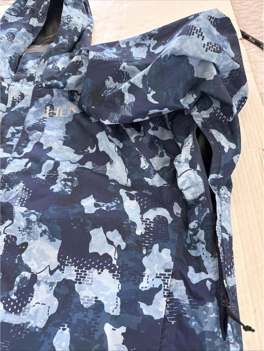 Huk Performance Fishing Mens Gunwale Camo Waterproof Rain Jacket SanSal Blue XXL - Picture 12 of 15